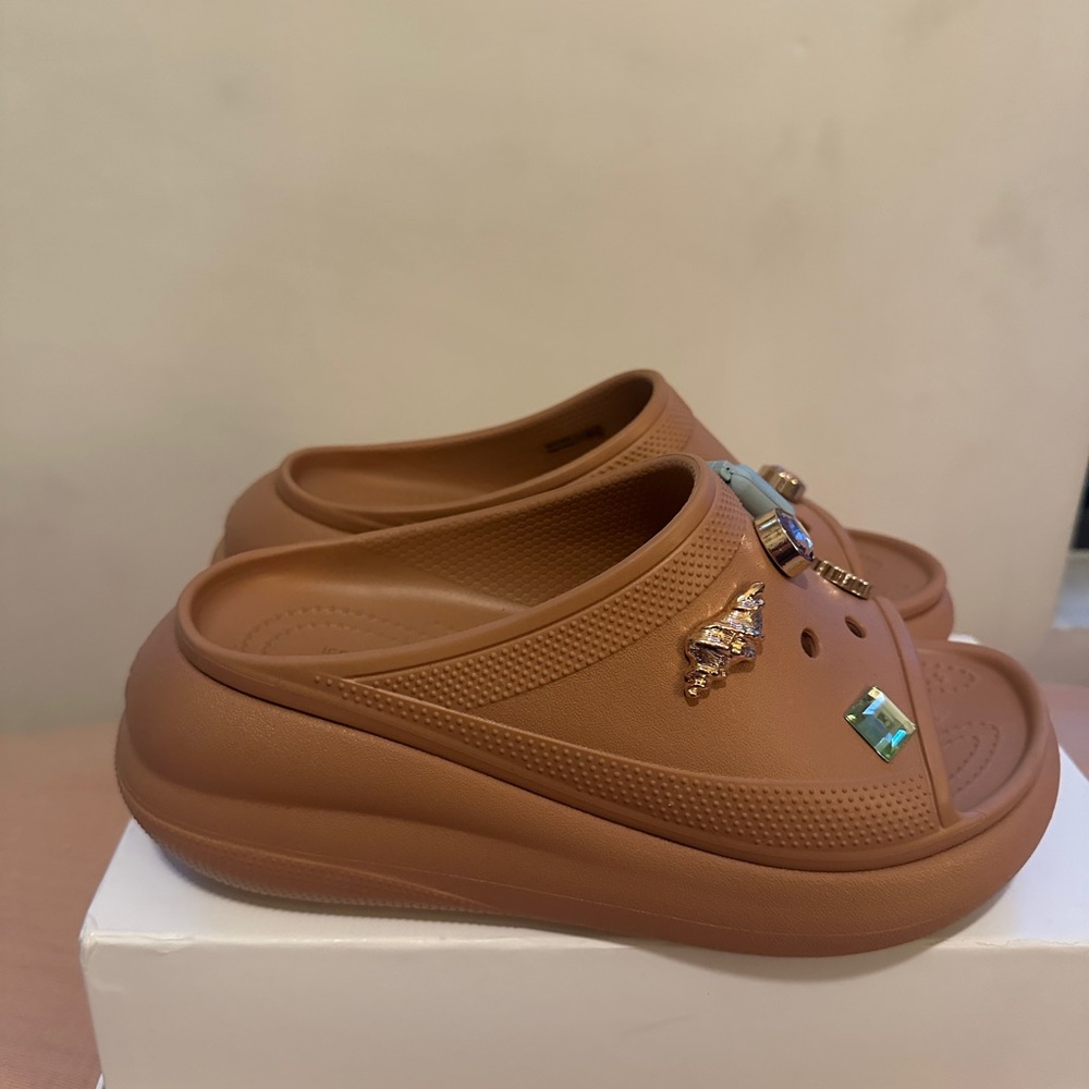 Crocs Platform Slide sandals